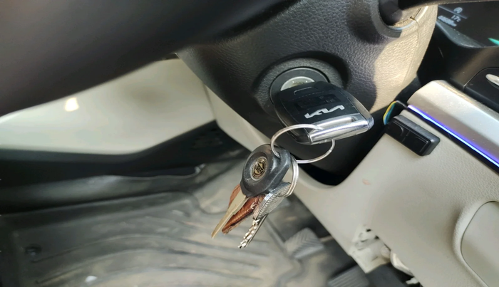 2023 KIA CARENS PRESTIGE 1.5 PETROL 7 STR, Petrol, Manual, 44,690 km, interior