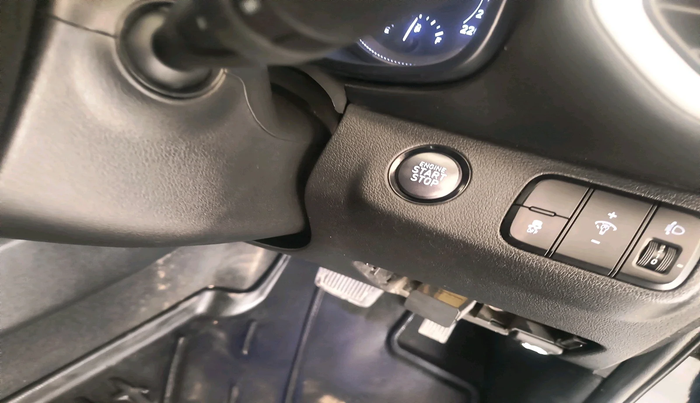 2019 Hyundai VENUE SX PLUS 1.0 TURBO DCT, Petrol, Automatic, 45,166 km, interior