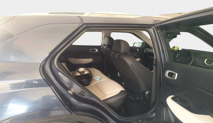 2019 Hyundai VENUE SX PLUS 1.0 TURBO DCT, Petrol, Automatic, 45,166 km, interior