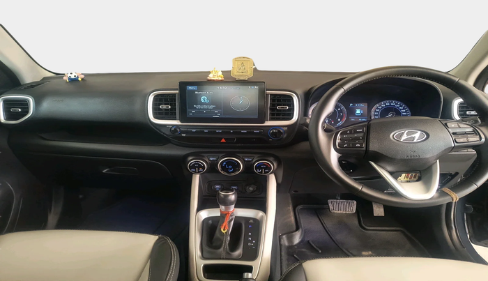 2019 Hyundai VENUE SX PLUS 1.0 TURBO DCT, Petrol, Automatic, 45,166 km, interior