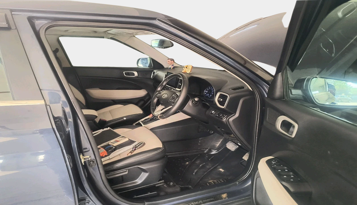 2019 Hyundai VENUE SX PLUS 1.0 TURBO DCT, Petrol, Automatic, 45,166 km, interior