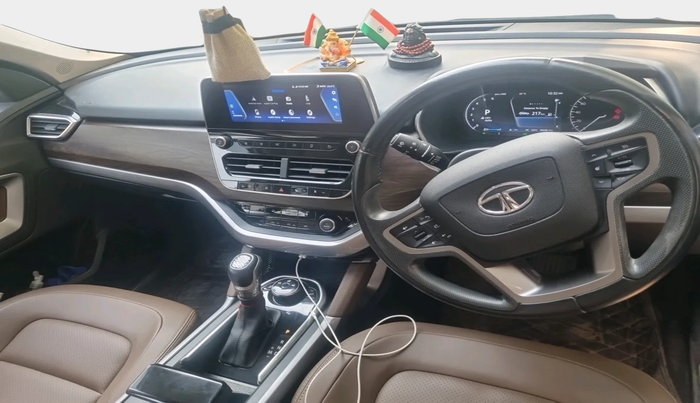 2021 Tata Harrier XZA PLUS 2.0L, Diesel, Automatic, 50,230 km, interior