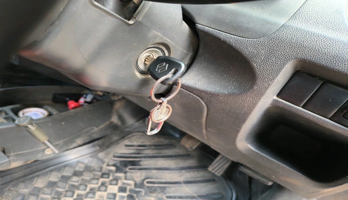 2017 Maruti Alto 800 LXI, Petrol, Manual, 1,26,023 km, interior