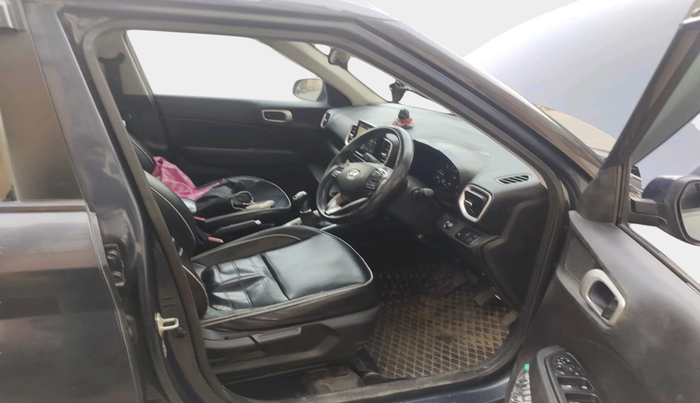 2019 Hyundai VENUE SX(O) 1.4 CRDI, Diesel, Manual, 98,637 km, interior