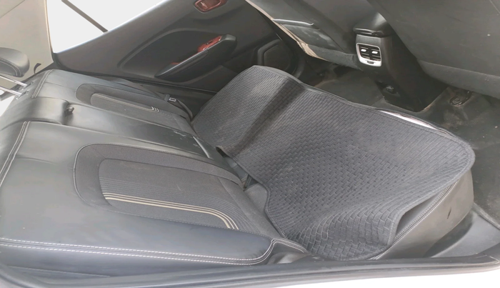 2019 Hyundai VENUE SX 1.0 (O) TURBO, Petrol, Manual, 58,622 km, interior