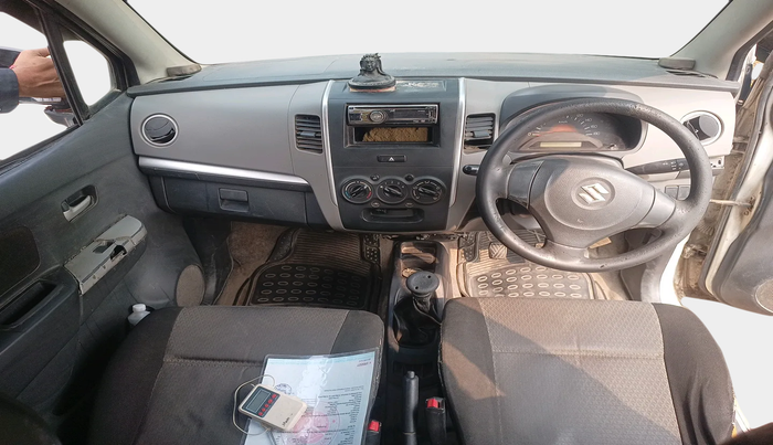 2011 Maruti Wagon R 1.0 LXI CNG, Petrol, Manual, 1,39,410 km, interior