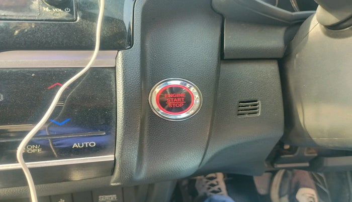 2018 Honda WR-V 1.5L I-DTEC VX MT, Diesel, Manual, 91,040 km, interior