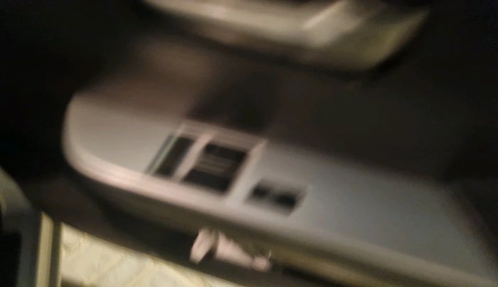 2012 Maruti Wagon R 1.0 LXI CNG, Petrol, Manual, 1,08,412 km, interior