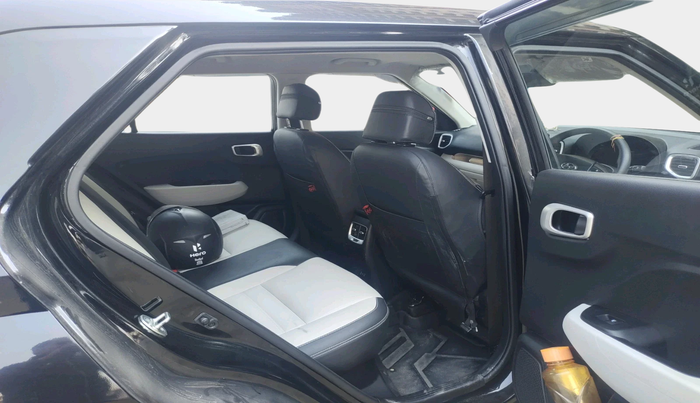 2024 Hyundai VENUE S 1.2, Petrol, Manual, 11,207 km, interior