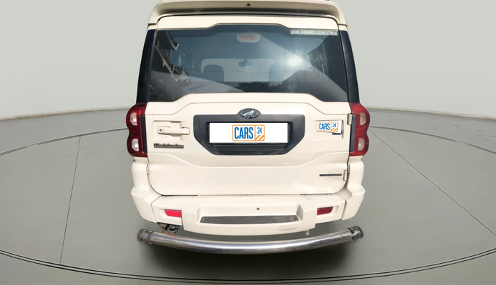 2017 Mahindra Scorpio S4 PLUS 1.99 INTELLI-HYBRID, Diesel, Manual, 93,291 km, exterior