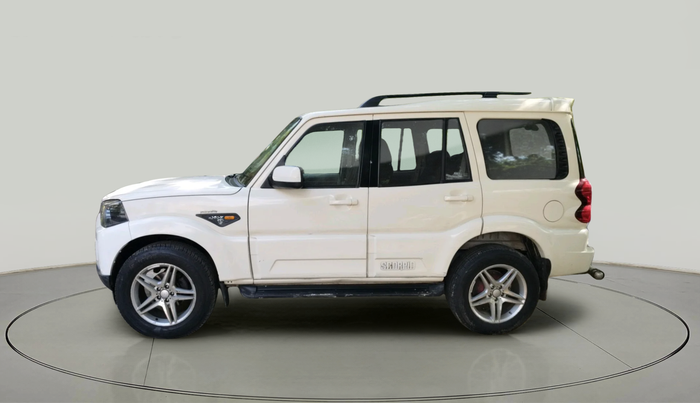 2017 Mahindra Scorpio S4 PLUS 1.99 INTELLI-HYBRID, Diesel, Manual, 93,291 km, exterior