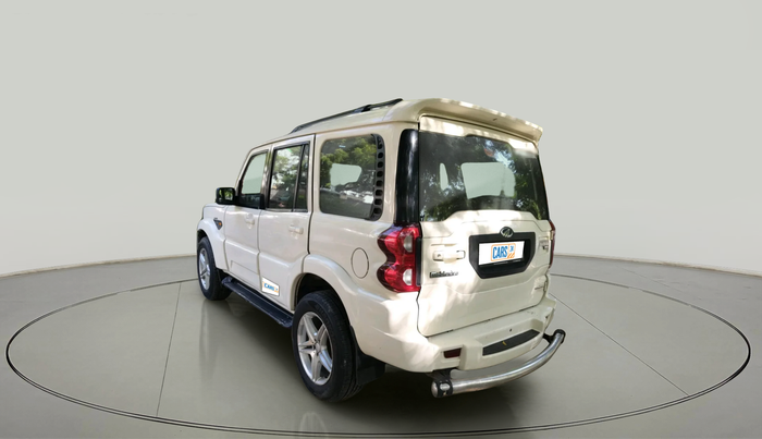 2017 Mahindra Scorpio S4 PLUS 1.99 INTELLI-HYBRID, Diesel, Manual, 93,291 km, exterior
