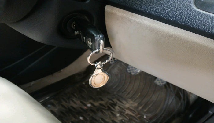 2013 Volkswagen Polo COMFORTLINE 1.2L PETROL, Petrol, Manual, 88,893 km, interior