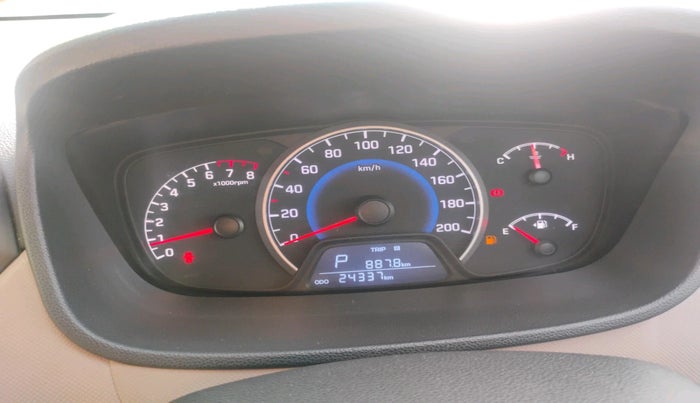 2018 Hyundai Grand i10 SPORTZ AT 1.2 KAPPA VTVT, Petrol, Automatic, 24,337 km, interior