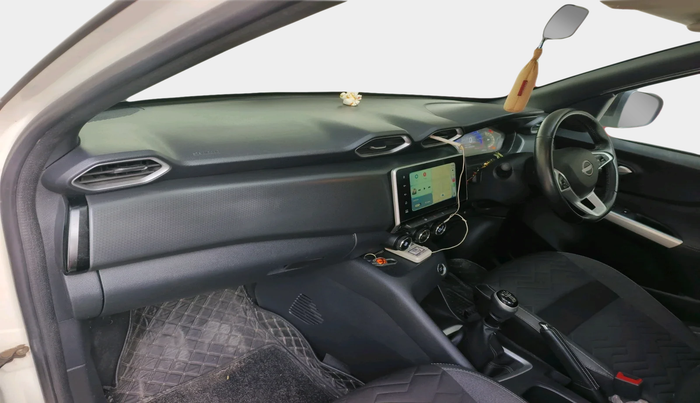 2022 Nissan MAGNITE XV PREMIUM, Petrol, Manual, 40,882 km, interior