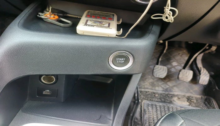 2022 Nissan MAGNITE XV PREMIUM, Petrol, Manual, 40,882 km, interior