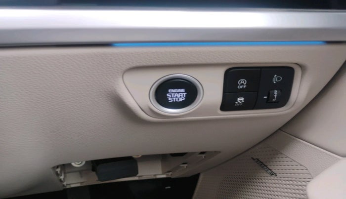 2024 KIA CARENS LUXURY PLUS 1.5 TURBO PETROL DCT 7 STR, Petrol, Automatic, 4,148 km, interior