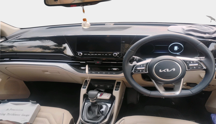 2024 KIA CARENS LUXURY PLUS 1.5 TURBO PETROL DCT 7 STR, Petrol, Automatic, 4,148 km, interior