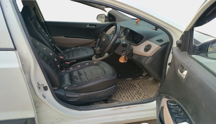 2015 Hyundai Grand i10 SPORTZ 1.2 KAPPA VTVT, Petrol, Manual, 47,272 km, interior