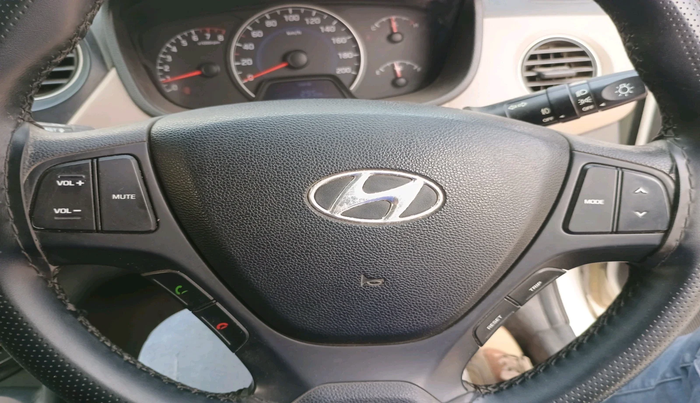2015 Hyundai Grand i10 SPORTZ 1.2 KAPPA VTVT, Petrol, Manual, 47,272 km, interior