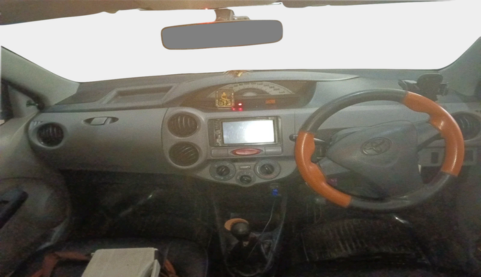 2011 Toyota Etios G, Petrol, Manual, 1,07,663 km, interior