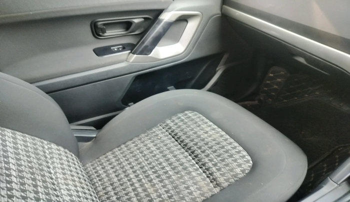 2021 Tata Harrier XM 2.0L KRYOTEC, Diesel, Manual, 32,095 km, interior