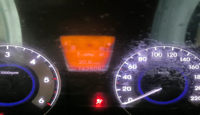 2011 Hyundai Verna FLUIDIC 1.6 CRDI SX, Diesel, Manual, 1,62,505 km, interior
