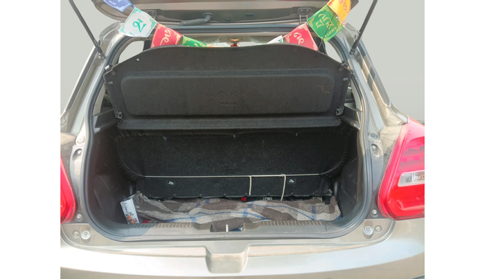 2020 Maruti Swift VXI, Petrol, Manual, 70,042 km, exterior