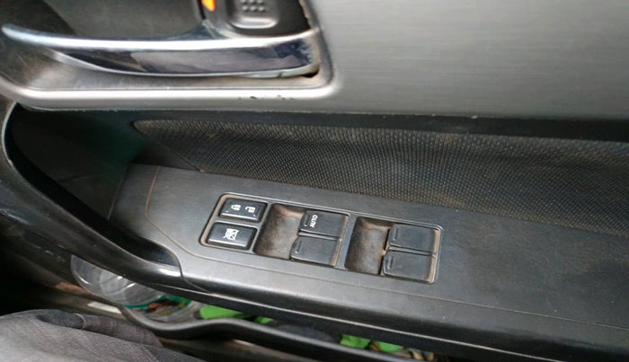 2018 Maruti Vitara Brezza ZDI, Diesel, Manual, 1,70,998 km, interior