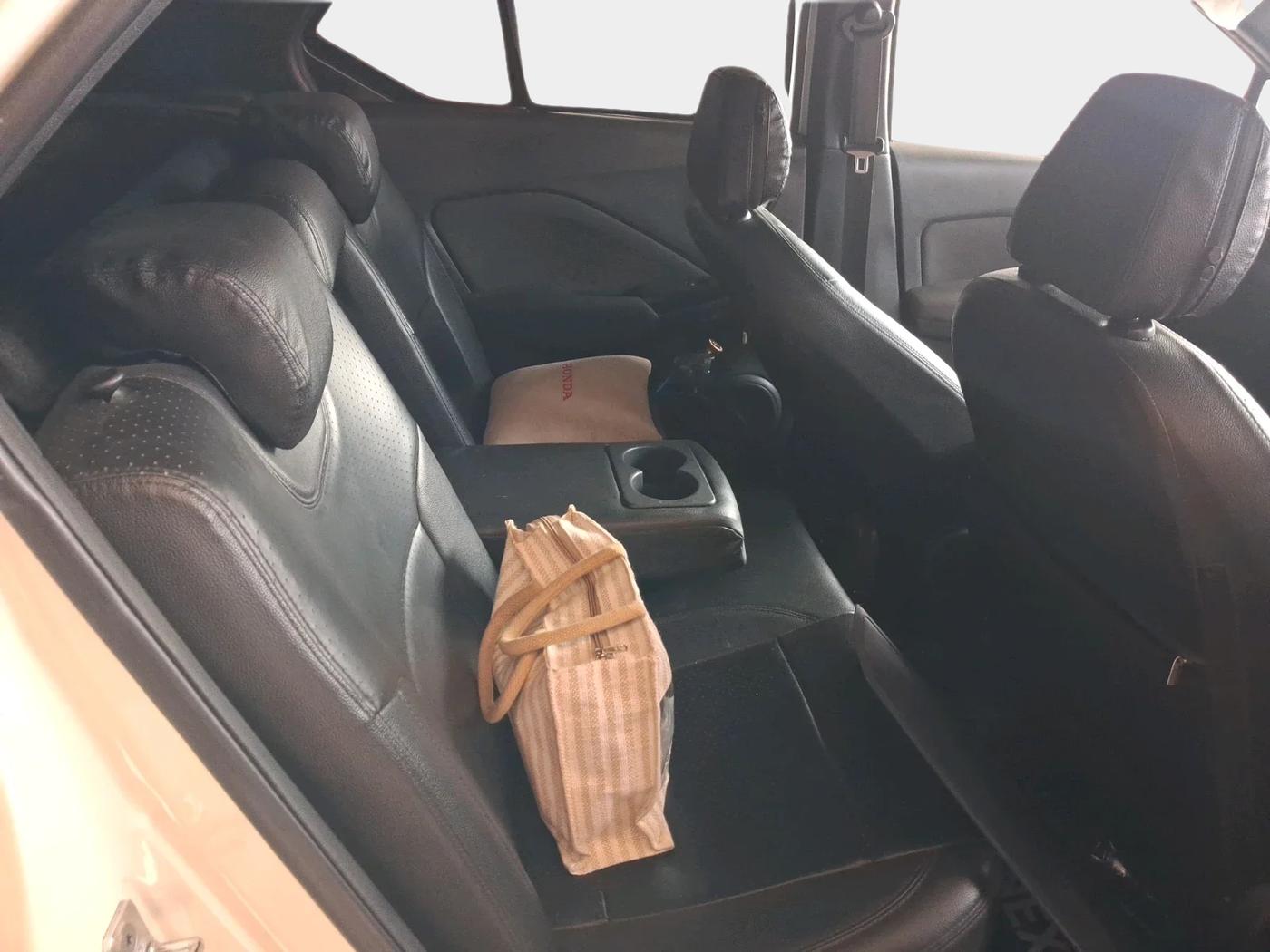 2019 Nissan Kicks XL DIESEL, Diesel, Manual, 1,39,411 km, interior