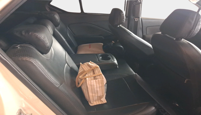 2019 Nissan Kicks XL DIESEL, Diesel, Manual, 1,39,411 km, interior