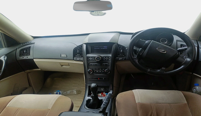 2016 Mahindra XUV500 W4, Diesel, Manual, 2,44,555 km, interior