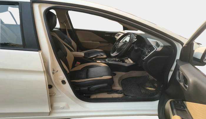 2021 Honda City 1.5L I-VTE V CVT, Petrol, Automatic, 28,593 km, interior