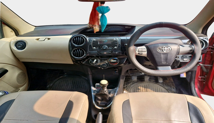 2018 Toyota Etios Liva VXD DUAL TONE, Diesel, Manual, 1,96,280 km, interior