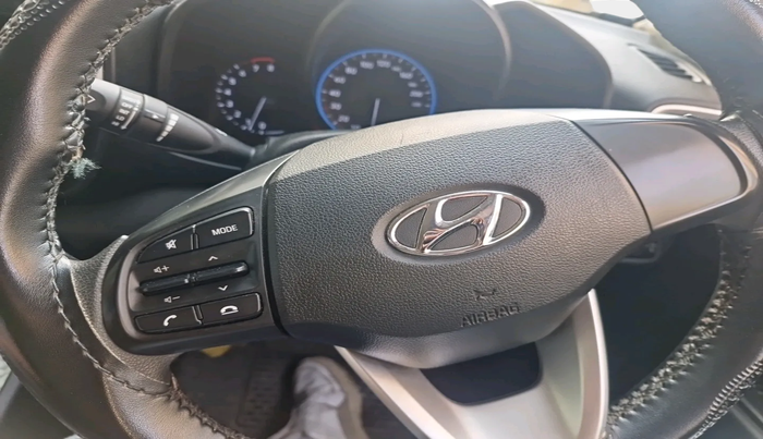 2021 Hyundai VENUE S 1.2, Petrol, Manual, 85,368 km, interior