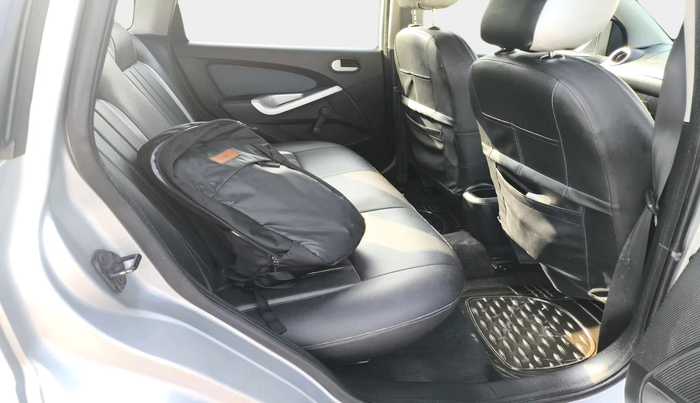 2014 Ford Figo TITANIUM 1.2 PETROL, Petrol, Manual, 44,556 km, interior