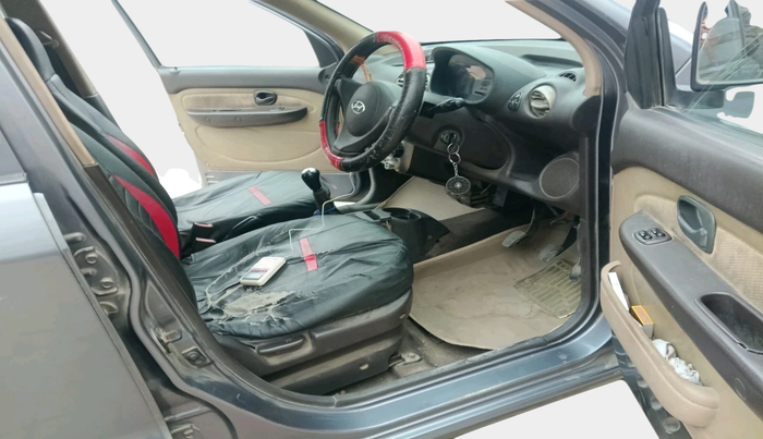 2012 Hyundai Santro Xing GL PLUS, Petrol, Manual, 1,06,731 km, interior