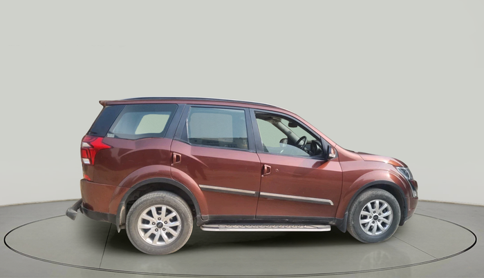 2019 Mahindra XUV500 W9, Diesel, Manual, 44,097 km, exterior