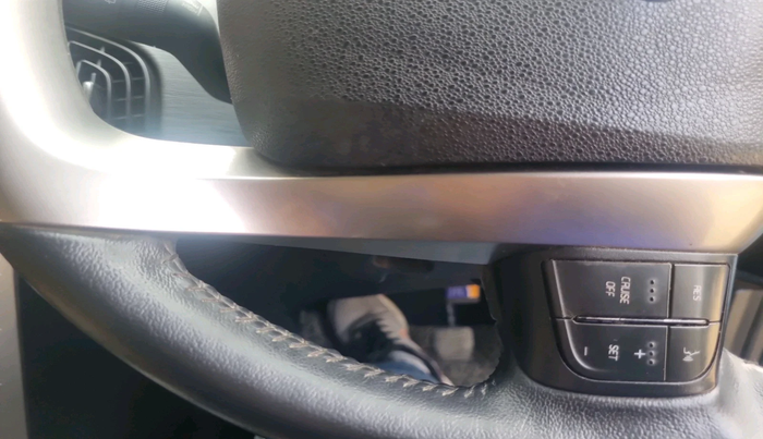 2019 Mahindra XUV500 W9, Diesel, Manual, 44,097 km, interior