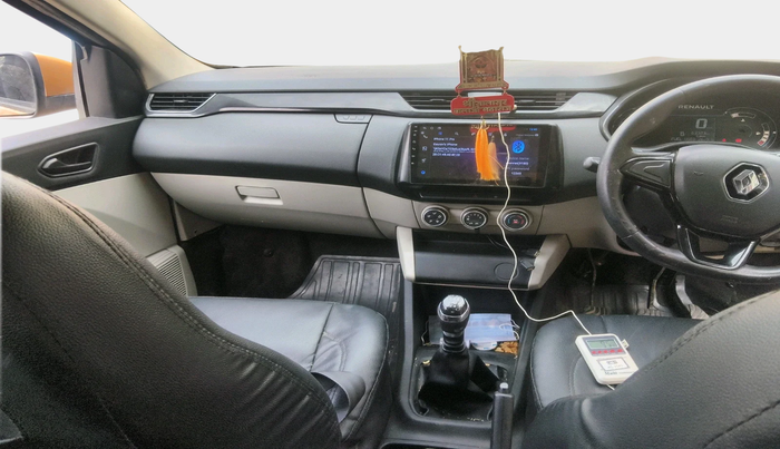 2019 Renault TRIBER RXT, Petrol, Manual, 63,323 km, interior