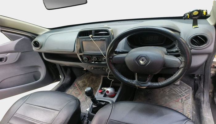 2016 Renault Kwid RXT 1.0, Petrol, Manual, 47,684 km, interior