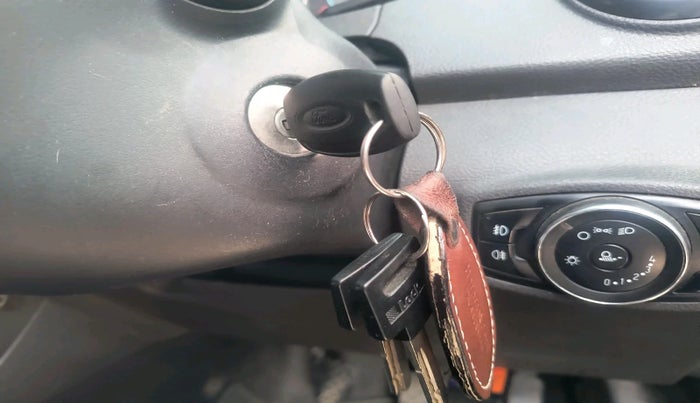 2016 Ford New Figo TREND 1.5L DIESEL, Diesel, Manual, 1,84,197 km, interior