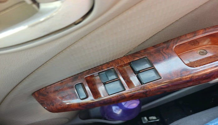 2011 Toyota Etios V, Petrol, Manual, 91,127 km, interior