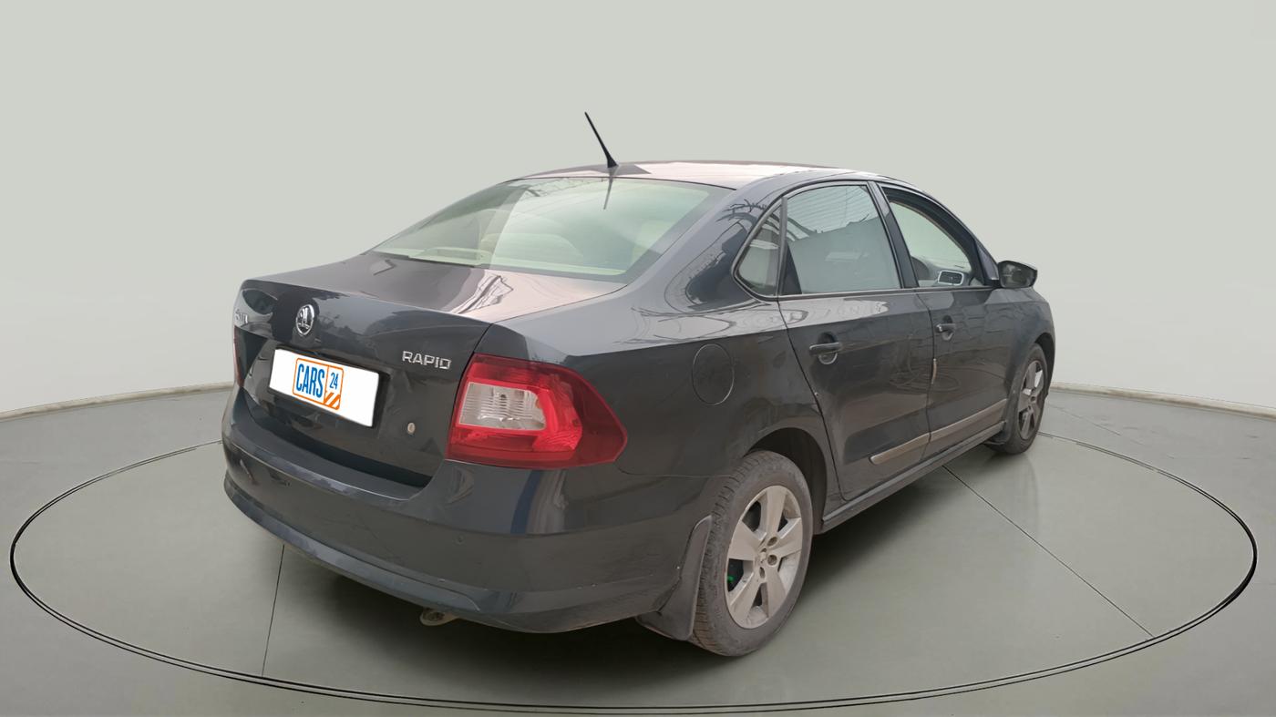 2020 Skoda Rapid AMBITION AT TSI, Petrol, Automatic, 1,24,961 km, exterior