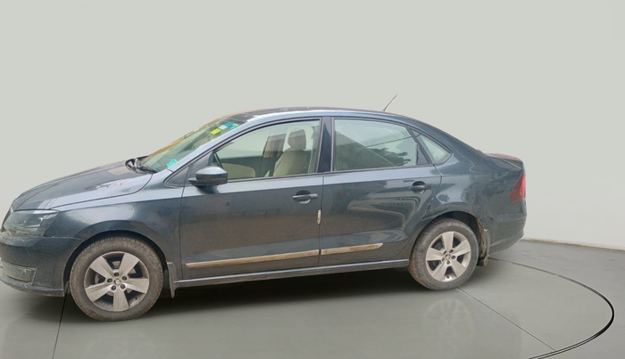 2020 Skoda Rapid AMBITION AT TSI, Petrol, Automatic, 1,24,961 km, exterior