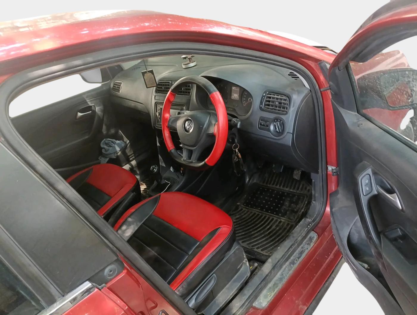2019 Volkswagen Polo TRENDLINE 1.0L, Petrol, Manual, 35,993 km, interior