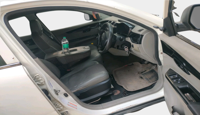 2016 Mahindra Kuv100 K4 D 6 STR, Diesel, Manual, 1,11,075 km, interior