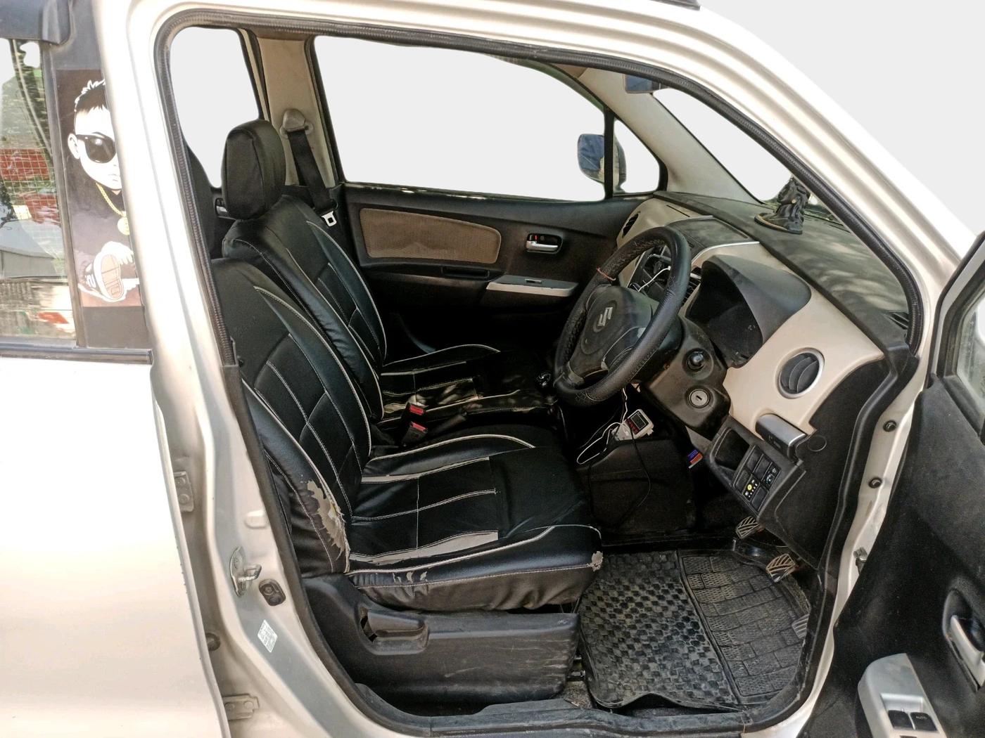 2017 Maruti Wagon R 1.0 LXI CNG, CNG, Manual, 1,27,507 km, interior