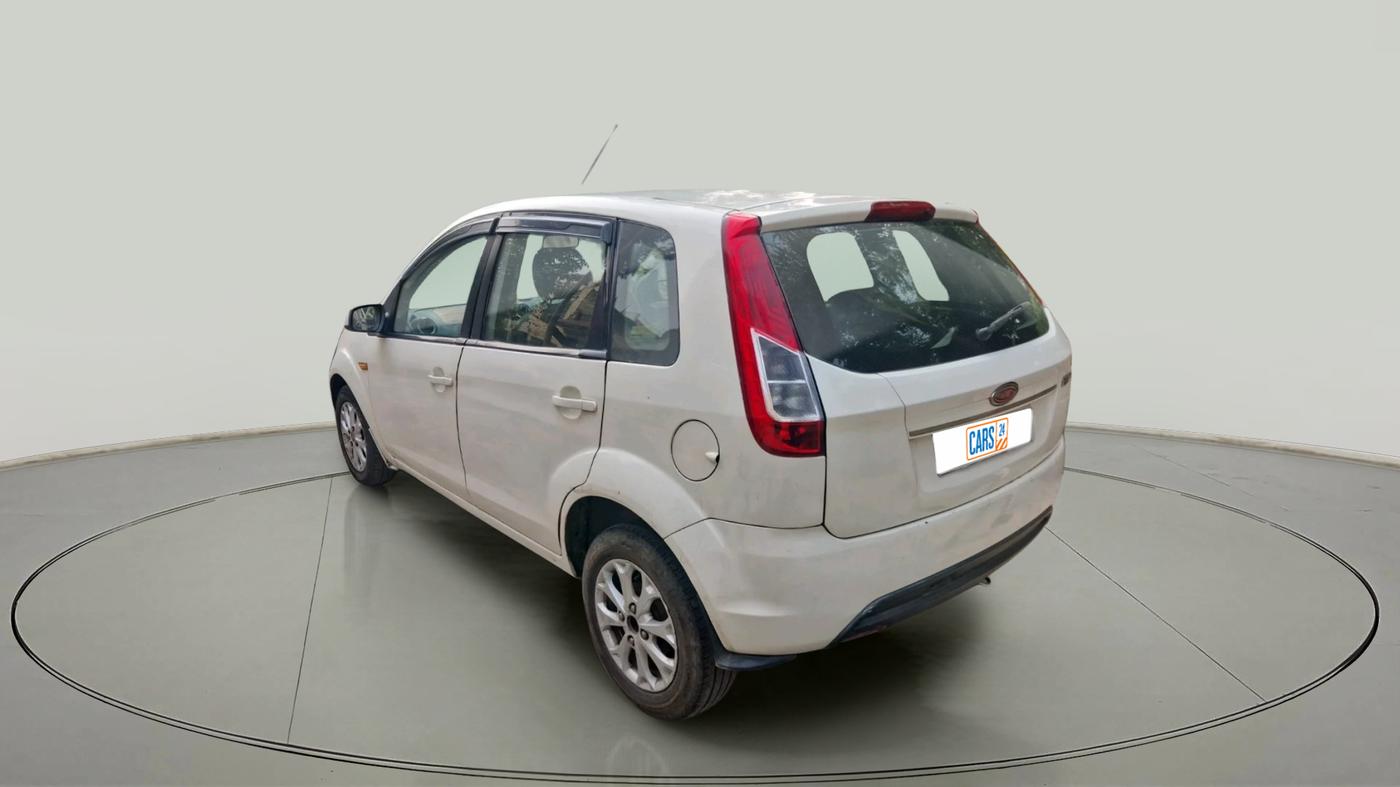 2013 Ford Figo TITANIUM 1.2 PETROL, Petrol, Manual, 1,33,013 km, exterior