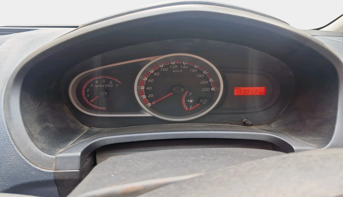 2013 Ford Figo TITANIUM 1.2 PETROL, Petrol, Manual, 1,33,013 km, interior